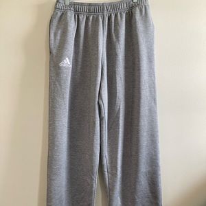 Men’s Grey Adidas sweat pants, size large